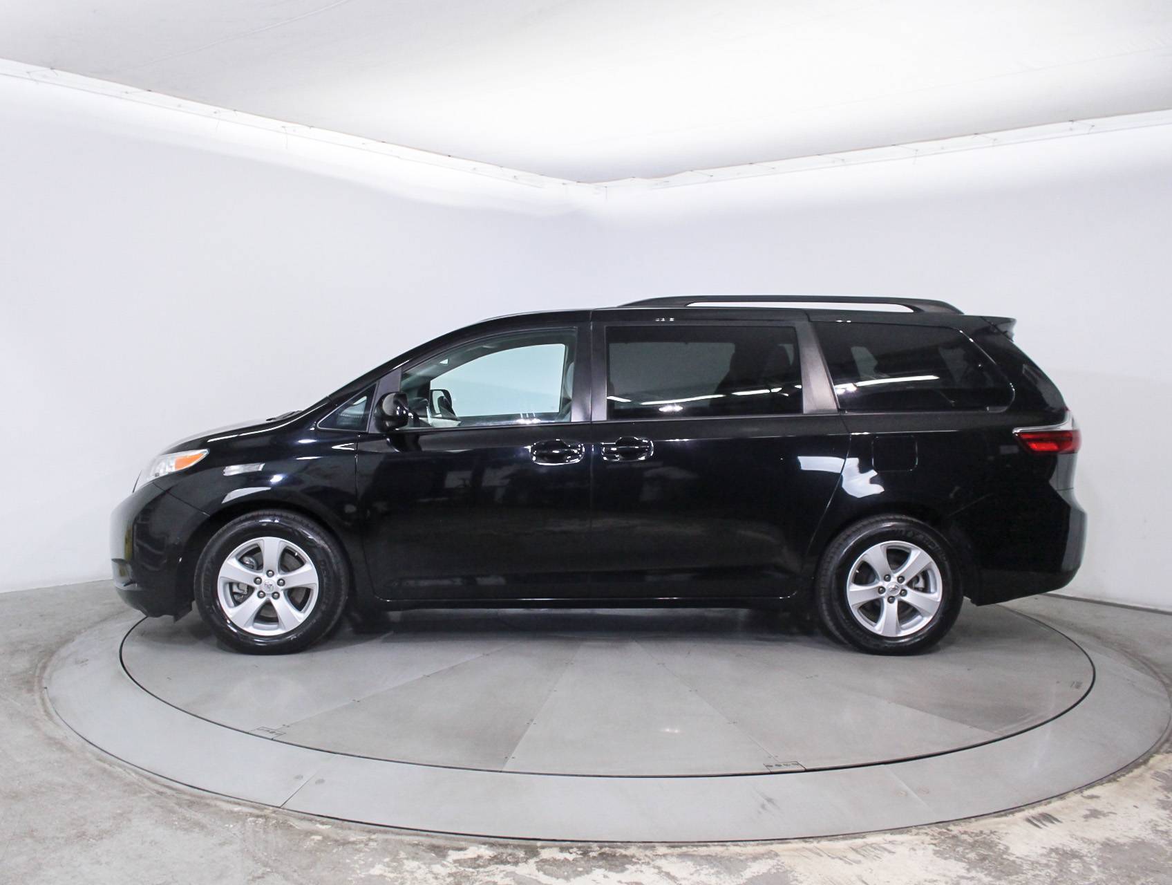 Florida Fine Cars - Used TOYOTA SIENNA 2015 MIAMI Le