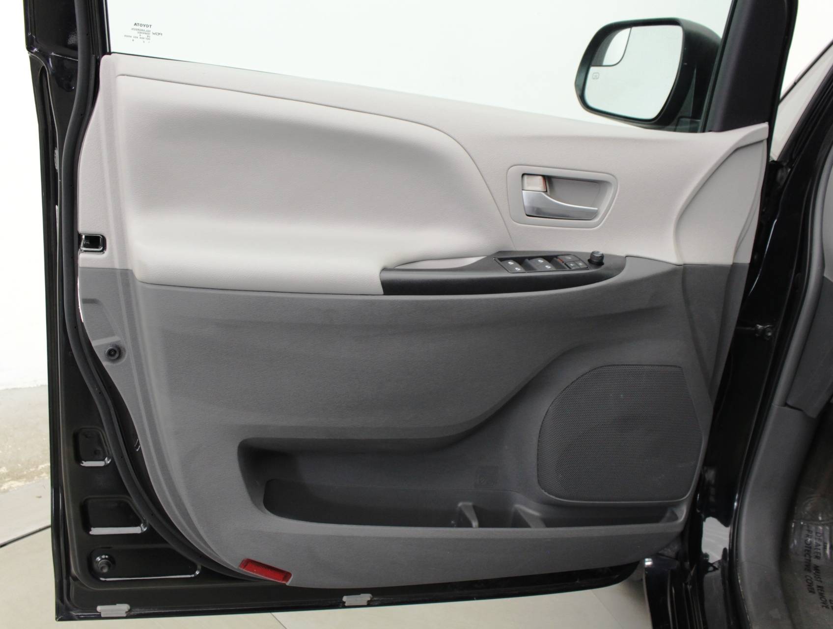 Florida Fine Cars - Used TOYOTA SIENNA 2015 MIAMI Le