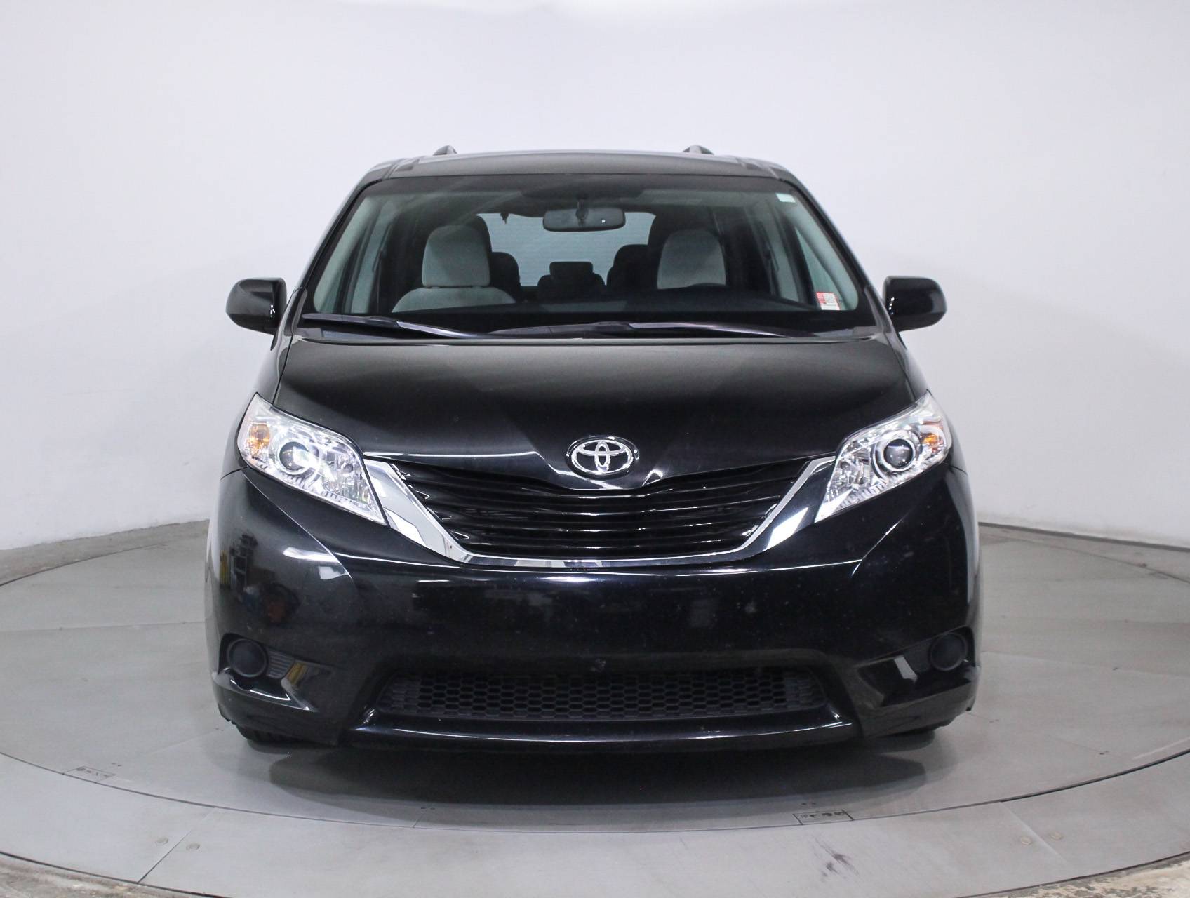 Florida Fine Cars - Used TOYOTA SIENNA 2015 MIAMI Le