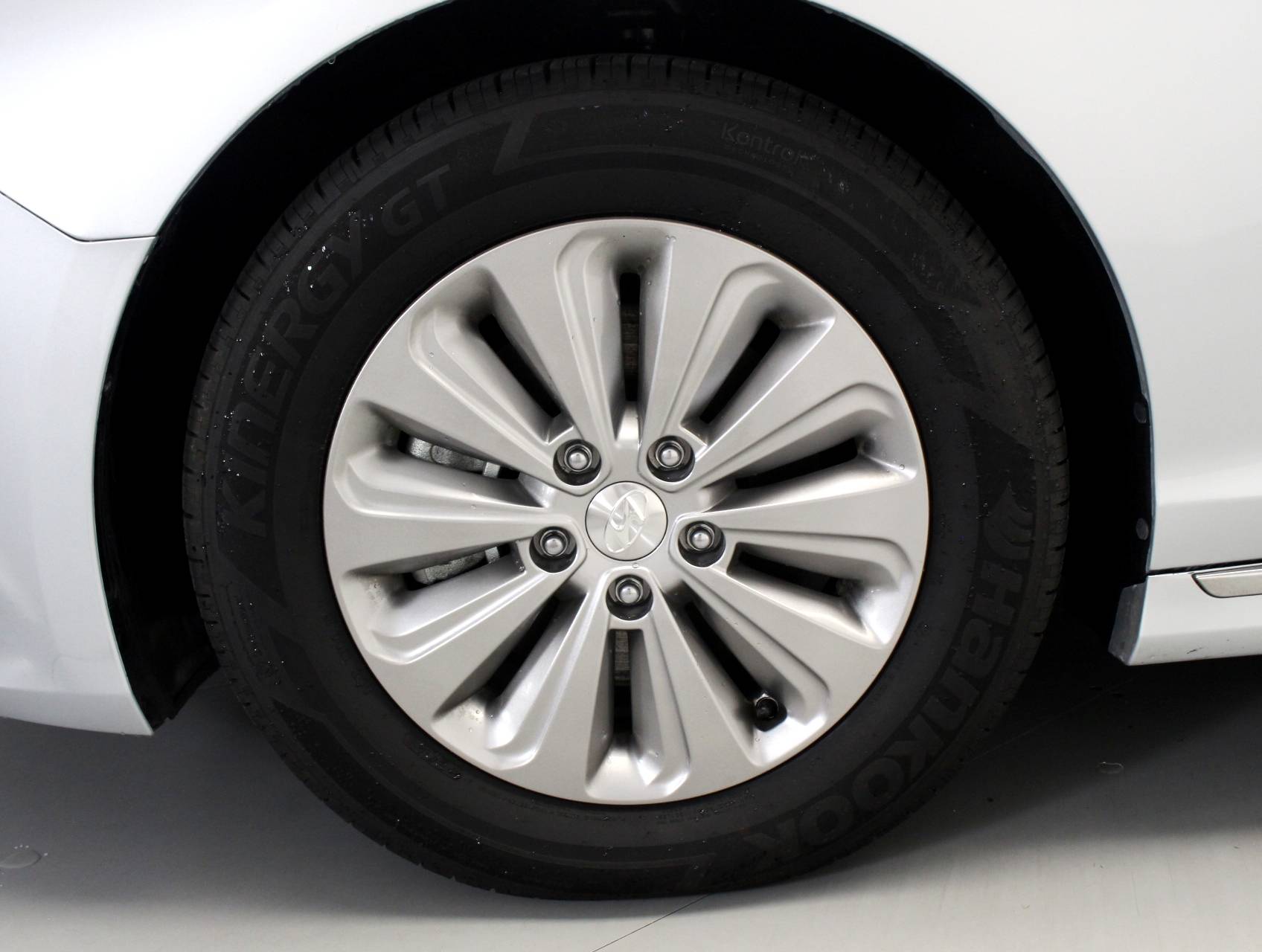 Florida Fine Cars - Used HYUNDAI SONATA HYBRID 2017 WEST PALM SE