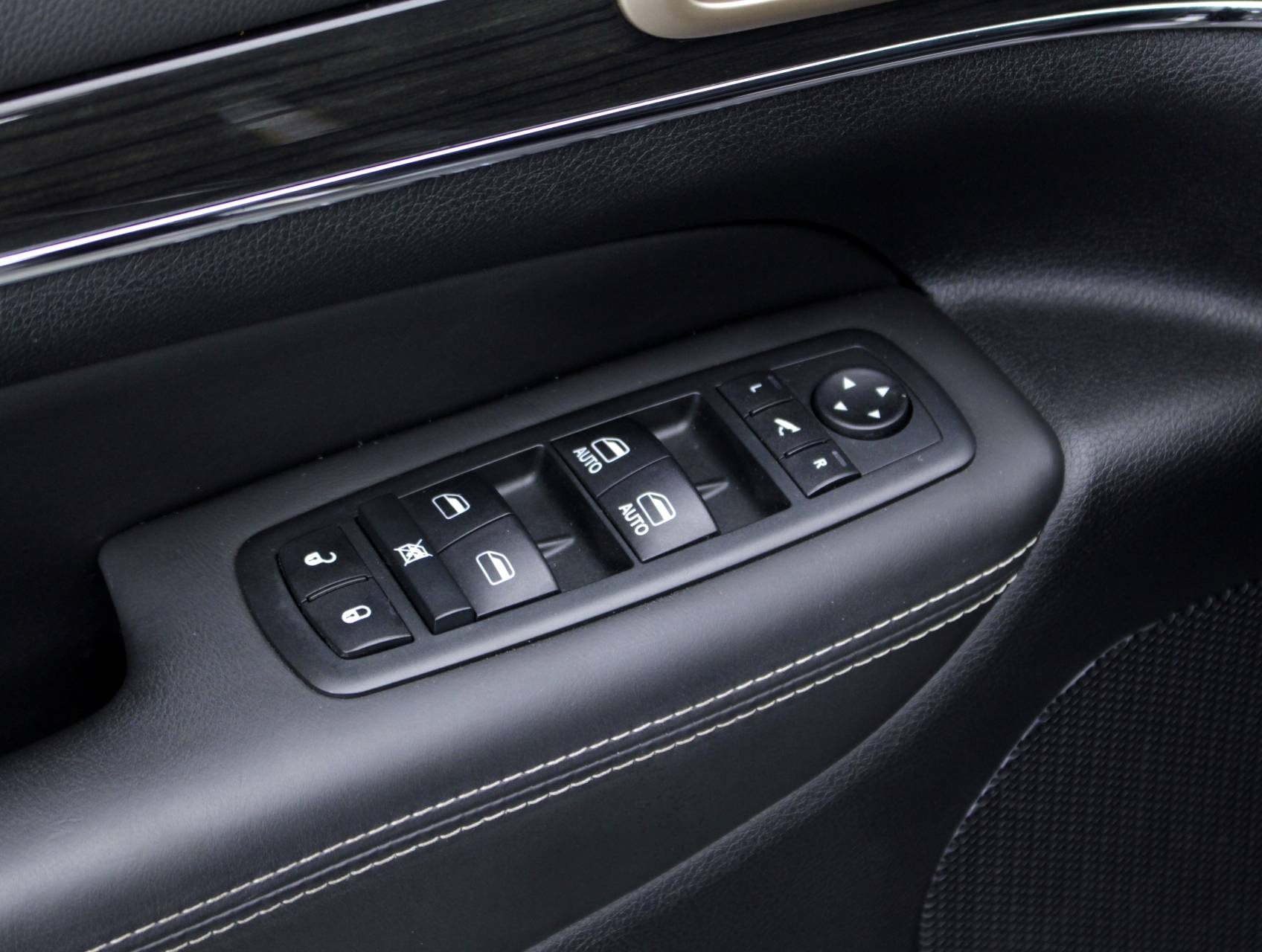 Florida Fine Cars - Used JEEP GRAND CHEROKEE 2014 MIAMI OVERLAND