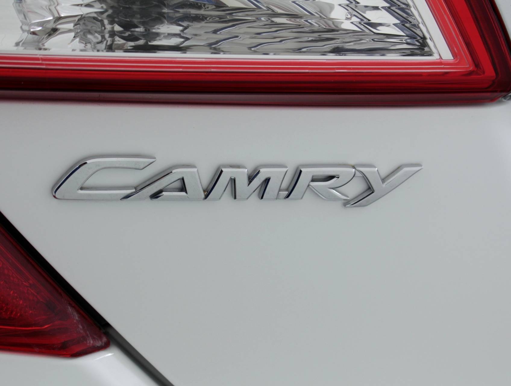 Florida Fine Cars - Used TOYOTA CAMRY 2012 HOLLYWOOD Xle Hybrid