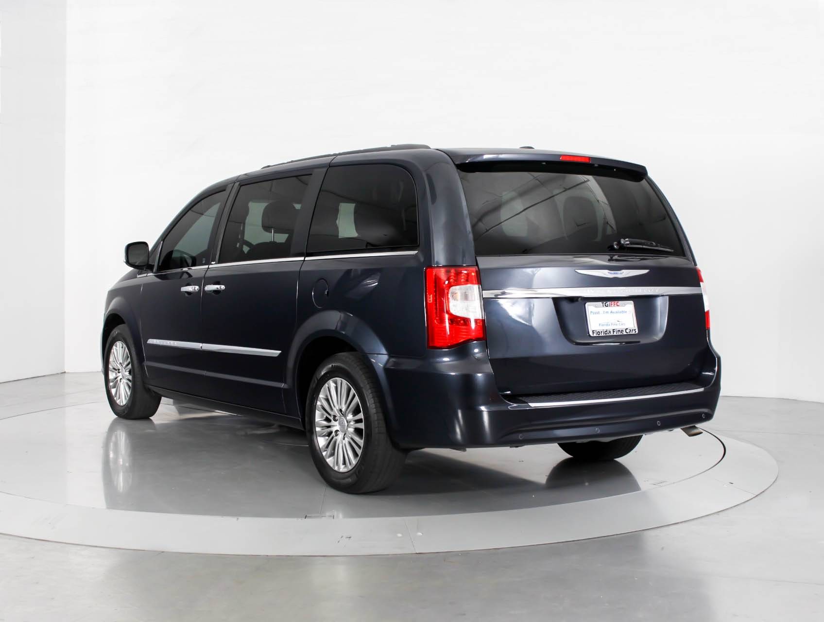 Florida Fine Cars - Used CHRYSLER TOWN & COUNTRY 2014 MIAMI TOURING L