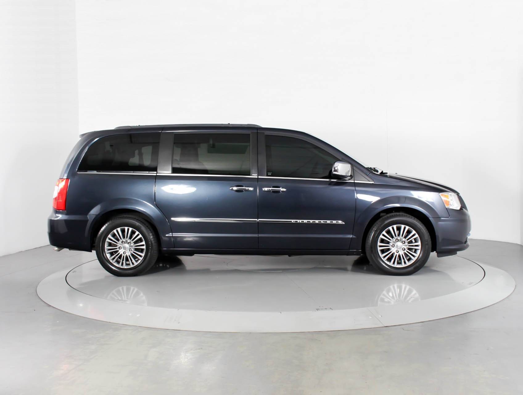 Florida Fine Cars - Used CHRYSLER TOWN & COUNTRY 2014 MIAMI TOURING L