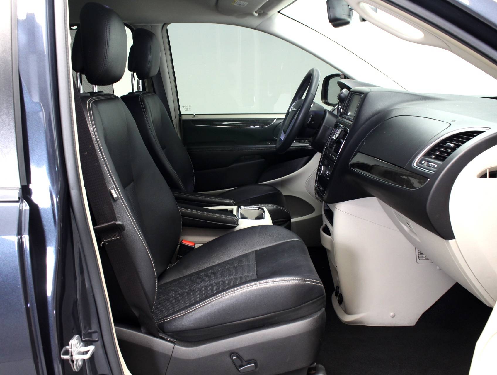 Florida Fine Cars - Used CHRYSLER TOWN & COUNTRY 2014 MIAMI TOURING L
