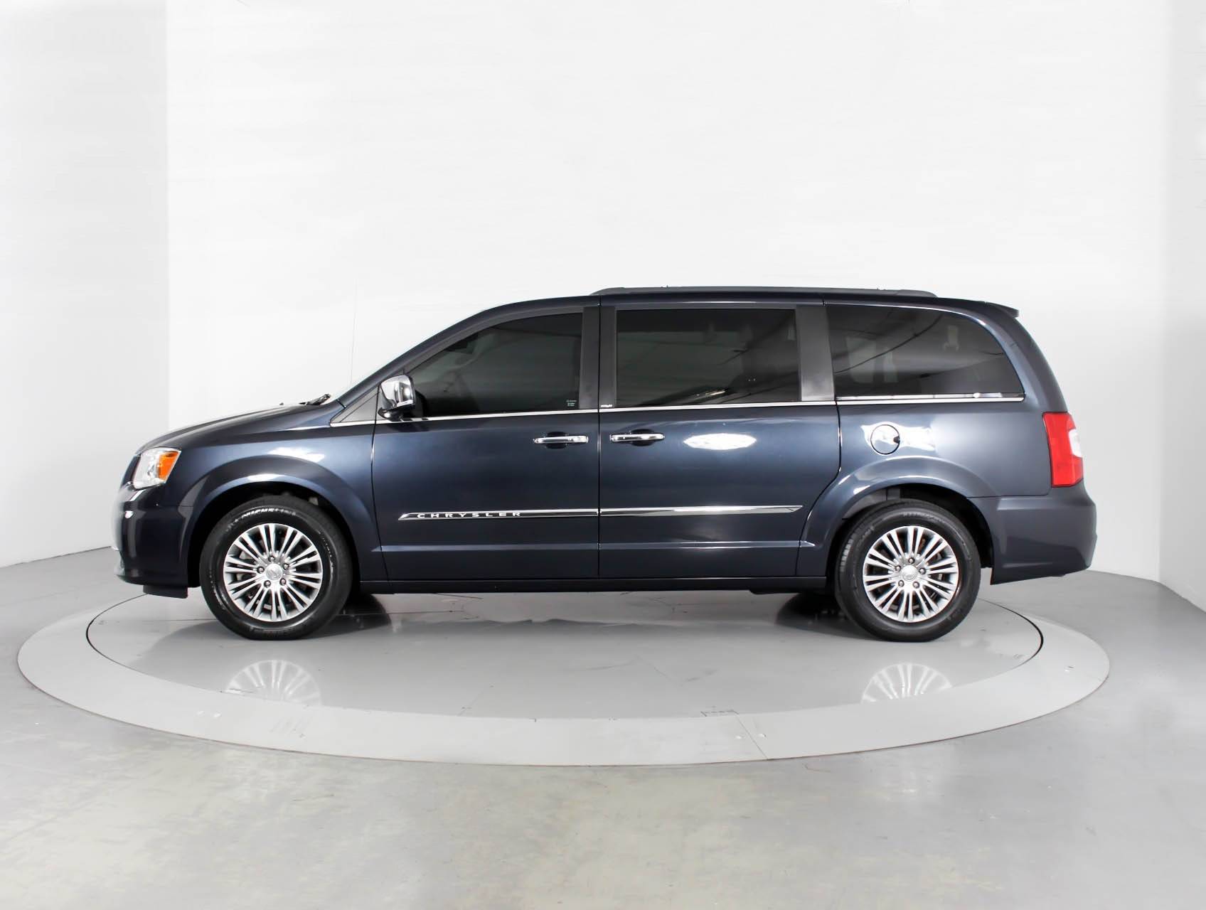 Florida Fine Cars - Used CHRYSLER TOWN & COUNTRY 2014 MIAMI TOURING L