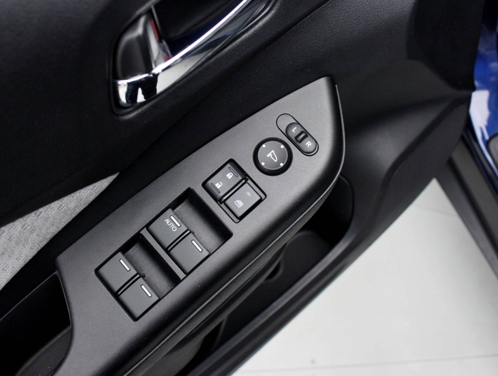 Florida Fine Cars - Used HONDA CR V 2015 MIAMI EX