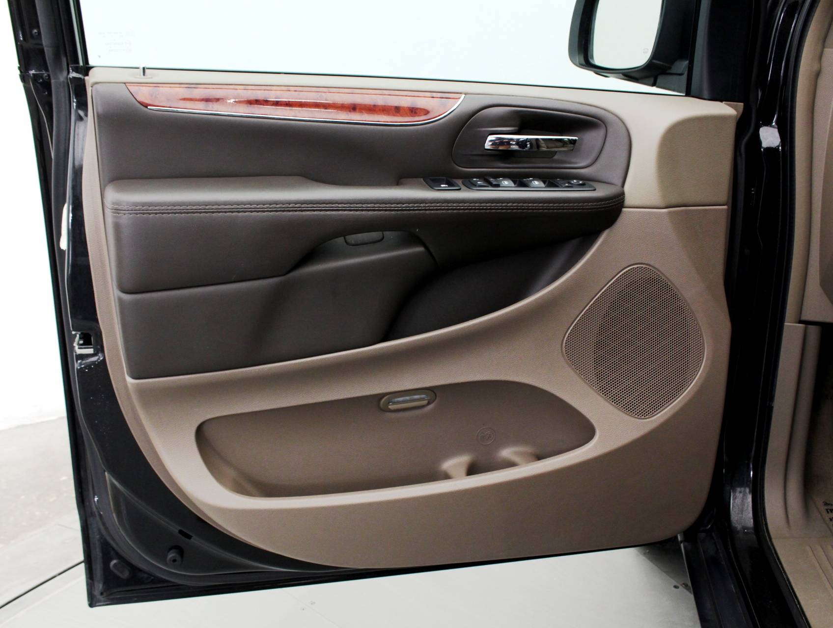 Florida Fine Cars - Used CHRYSLER TOWN & COUNTRY 2016 MARGATE TOURING