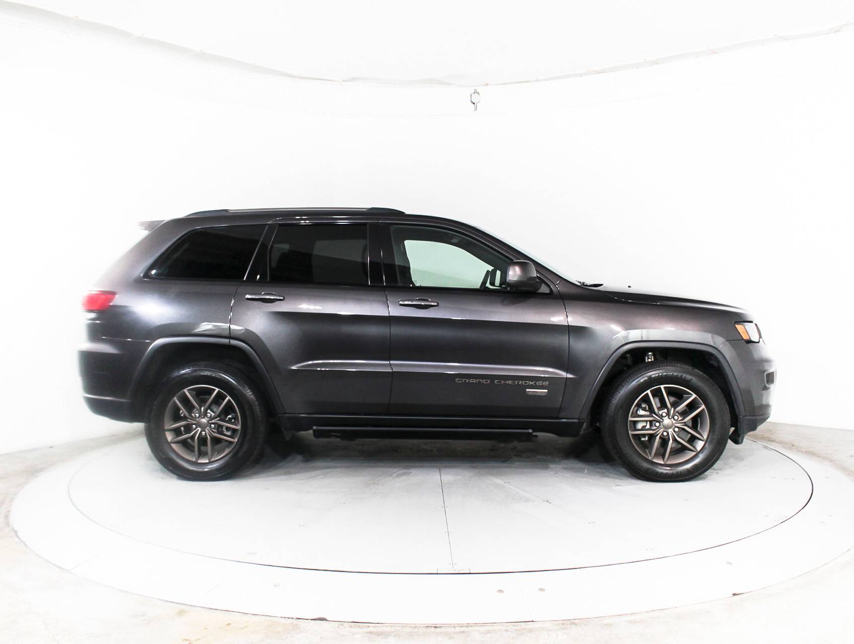 Florida Fine Cars - Used JEEP GRAND CHEROKEE 2016 HOLLYWOOD Laredo 4wd