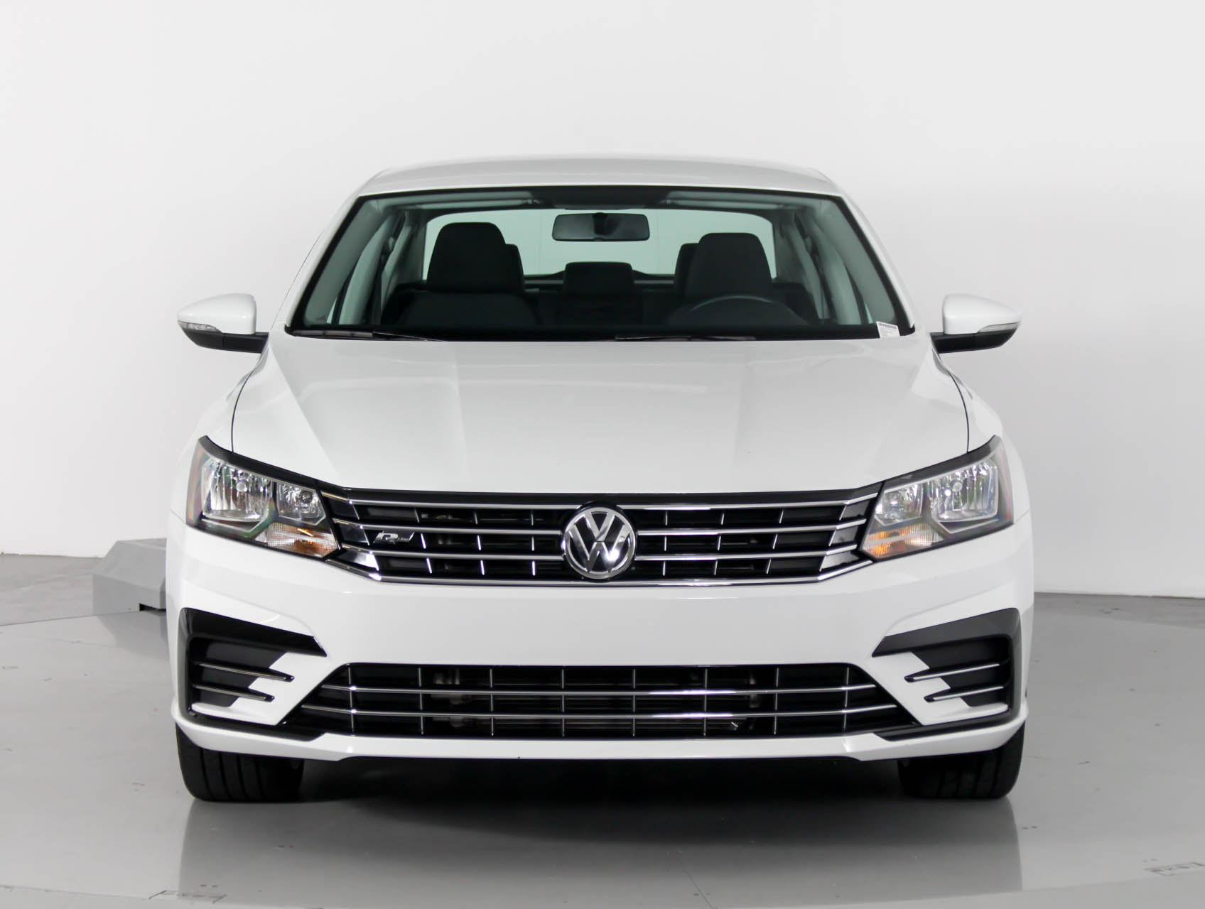 Florida Fine Cars - Used VOLKSWAGEN PASSAT 2016 WEST PALM R Line