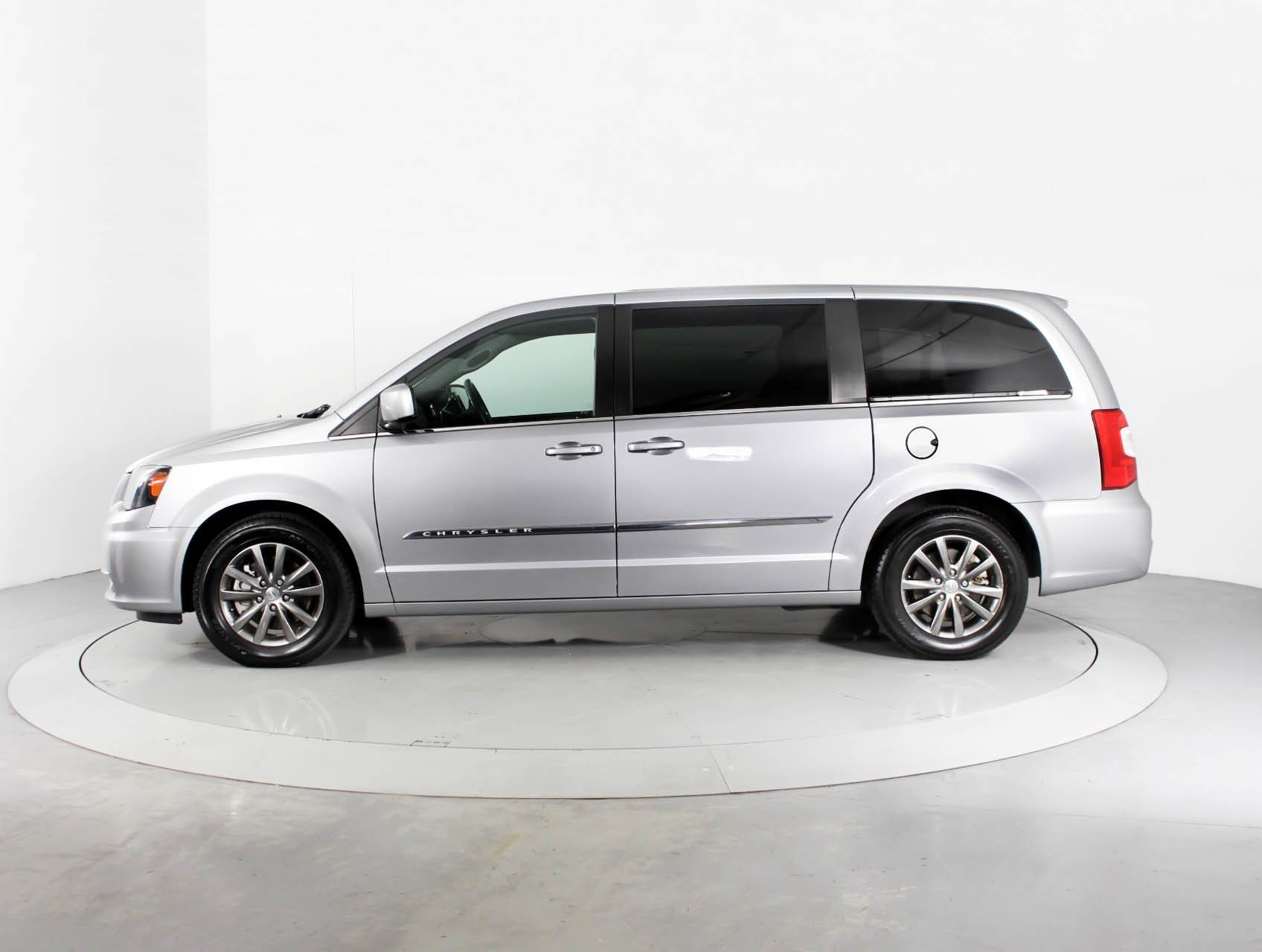 Florida Fine Cars - Used CHRYSLER TOWN & COUNTRY 2014 WEST PALM S