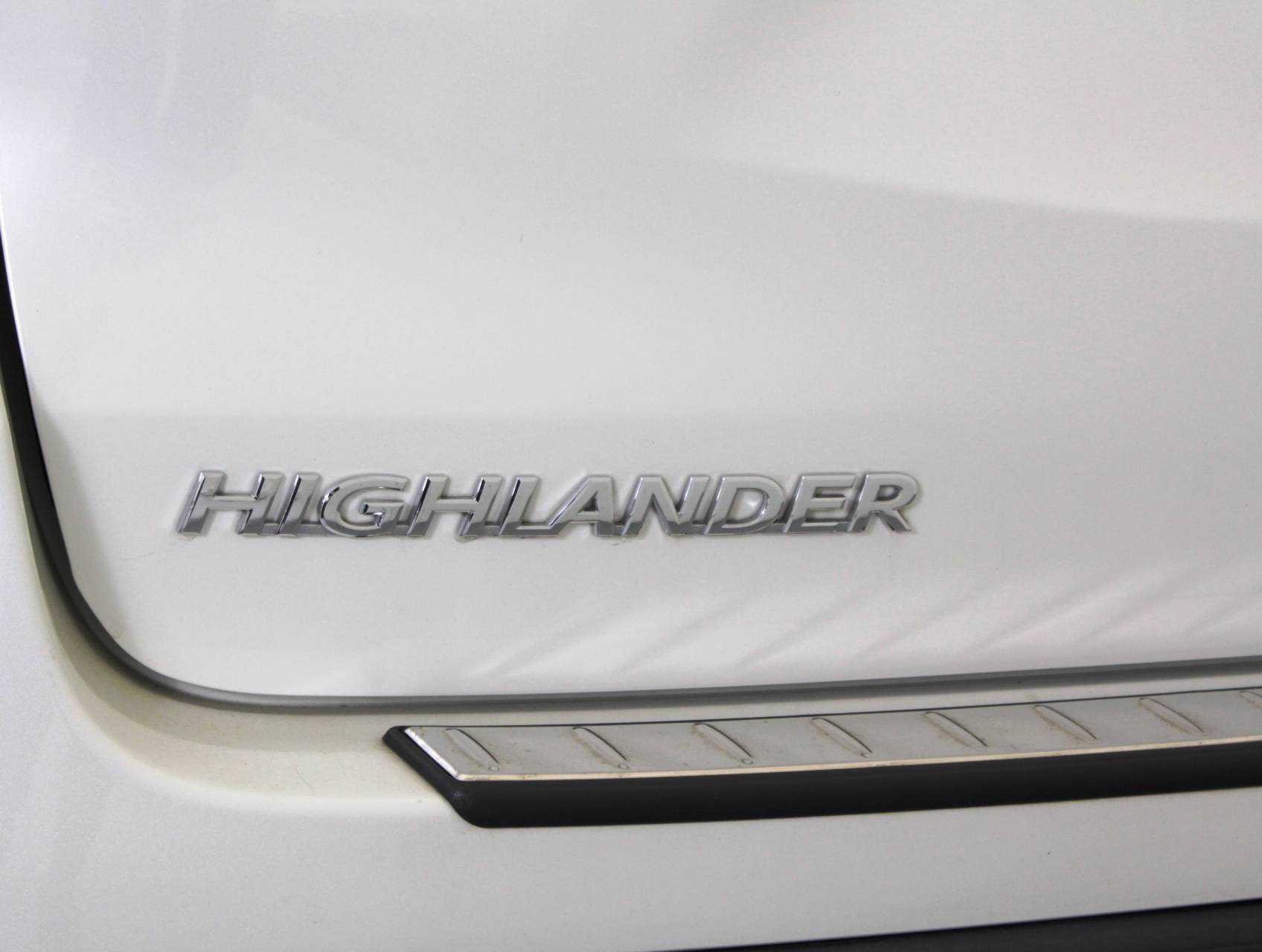 Florida Fine Cars - Used TOYOTA HIGHLANDER 2015 MIAMI Le Plus V6