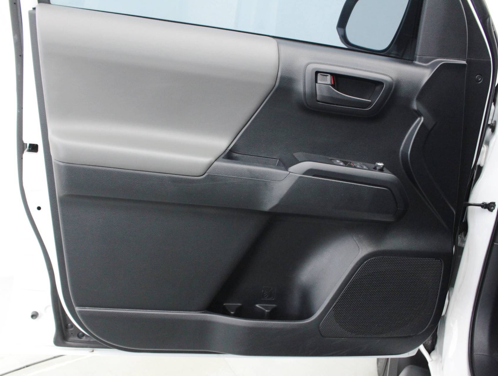 Florida Fine Cars - Used TOYOTA TACOMA 2016 MIAMI Extended Cab Sr