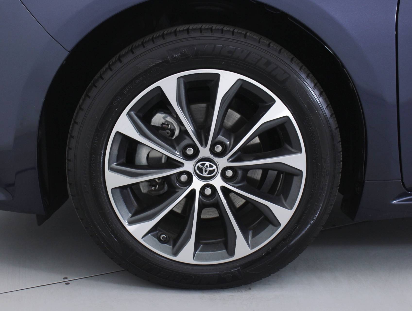 Florida Fine Cars - Used TOYOTA AVALON 2017 HOLLYWOOD Xle