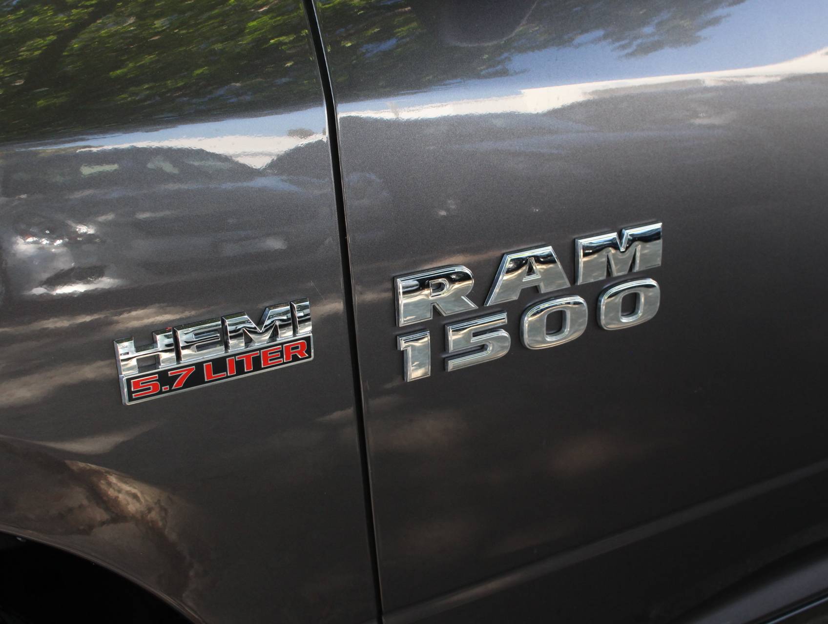 Florida Fine Cars - Used RAM 1500 2018 WEST PALM Slt Crew Cab