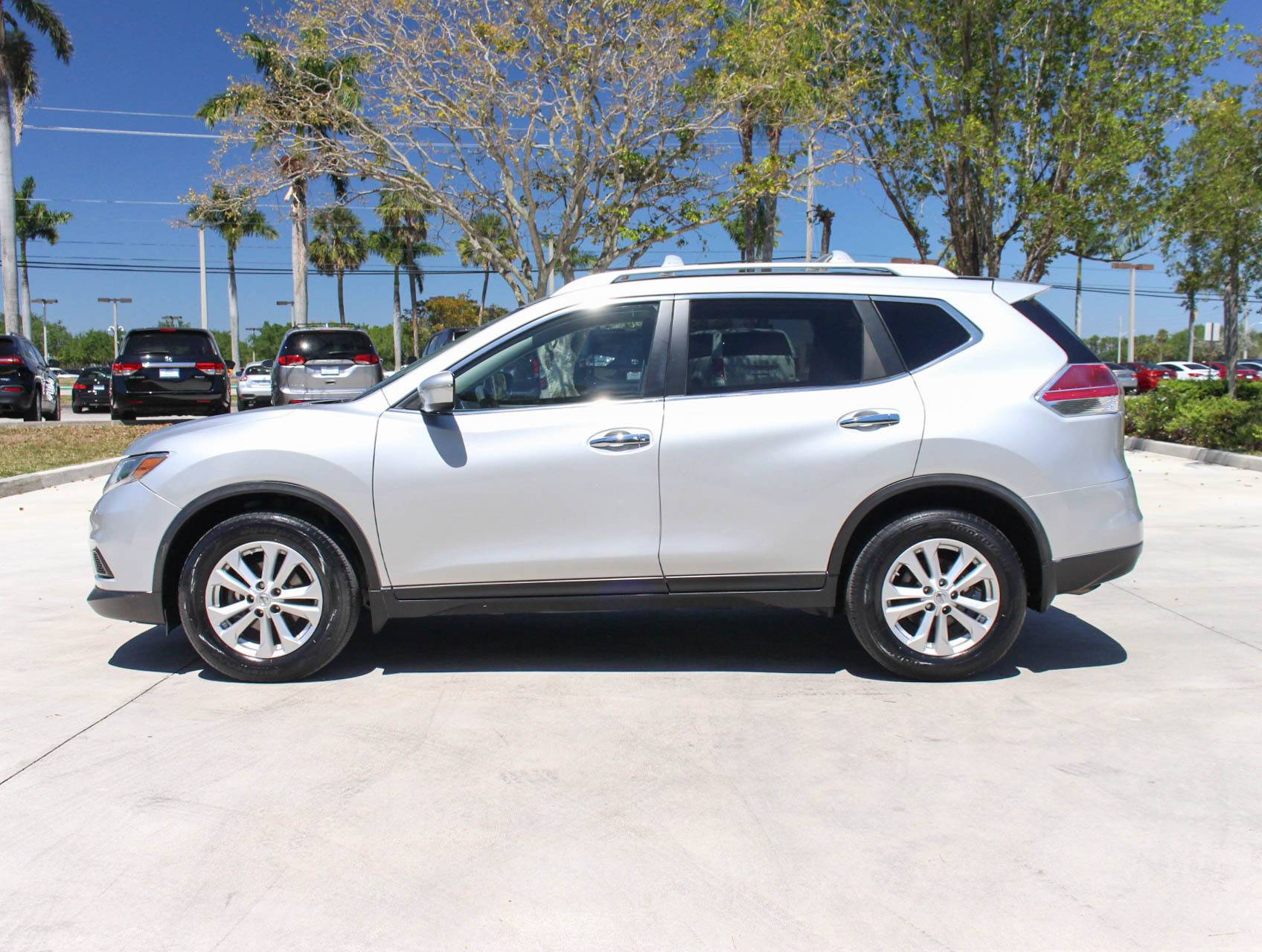 Florida Fine Cars - Used NISSAN ROGUE 2015 MARGATE Sv