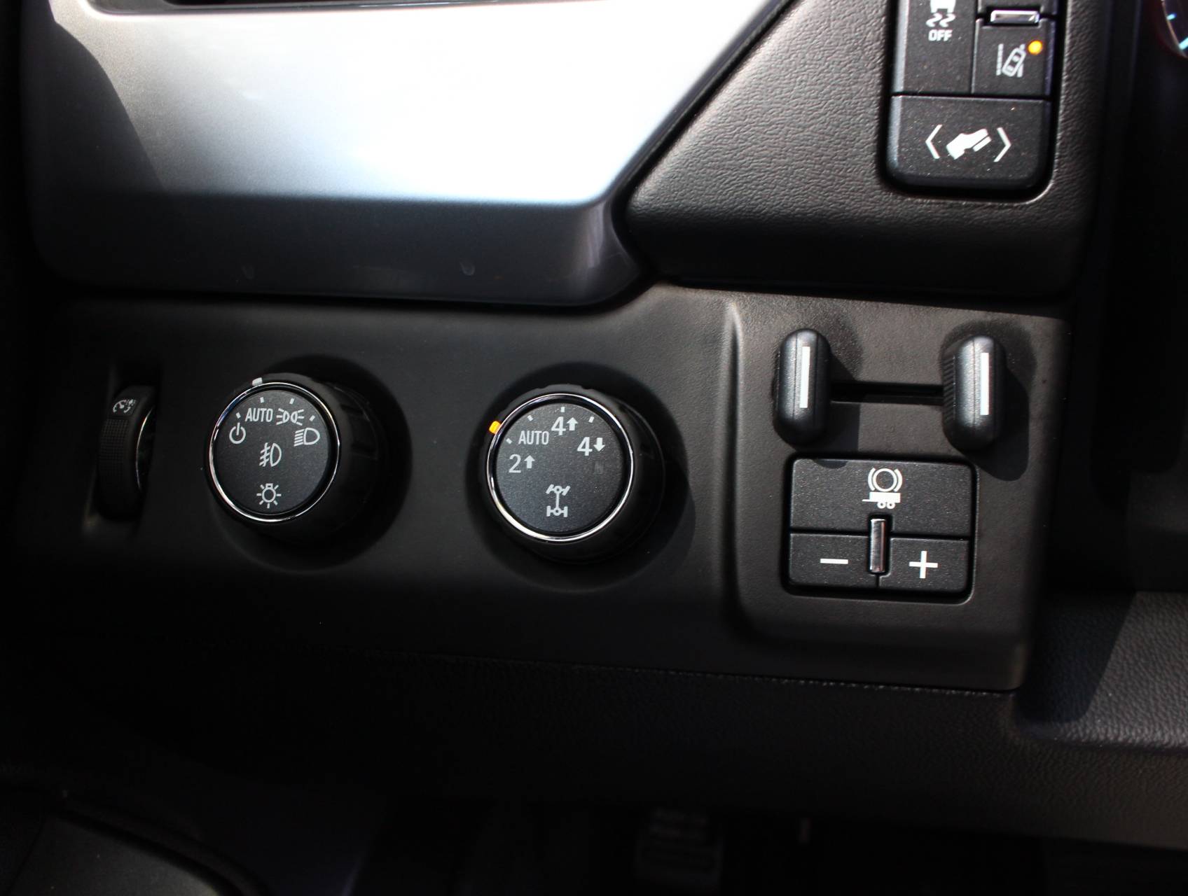 Florida Fine Cars - Used CHEVROLET SUBURBAN 2015 WEST PALM Ltz 4x4