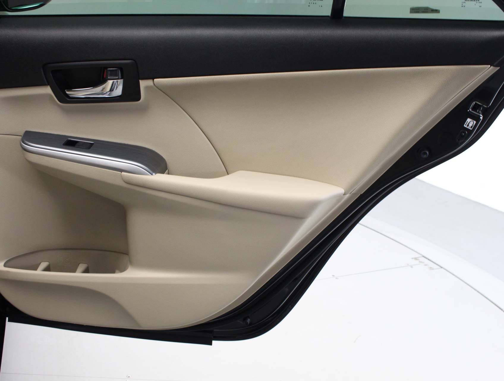 Florida Fine Cars - Used TOYOTA CAMRY 2012 WEST PALM Hybrid Xle