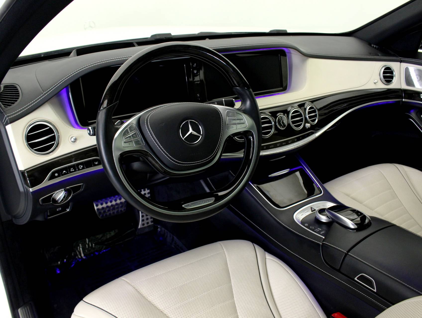 Florida Fine Cars - Used MERCEDES-BENZ S CLASS 2015 HOLLYWOOD S550 4matic 