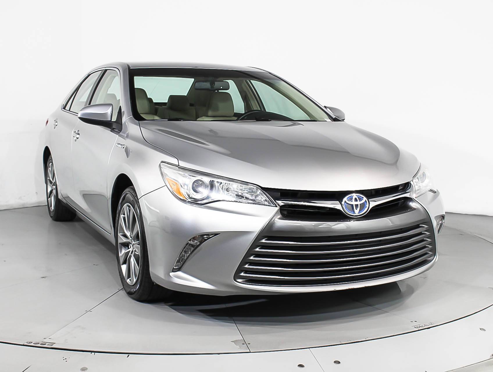Florida Fine Cars - Used TOYOTA CAMRY 2015 WEST PALM Hybrid Xle