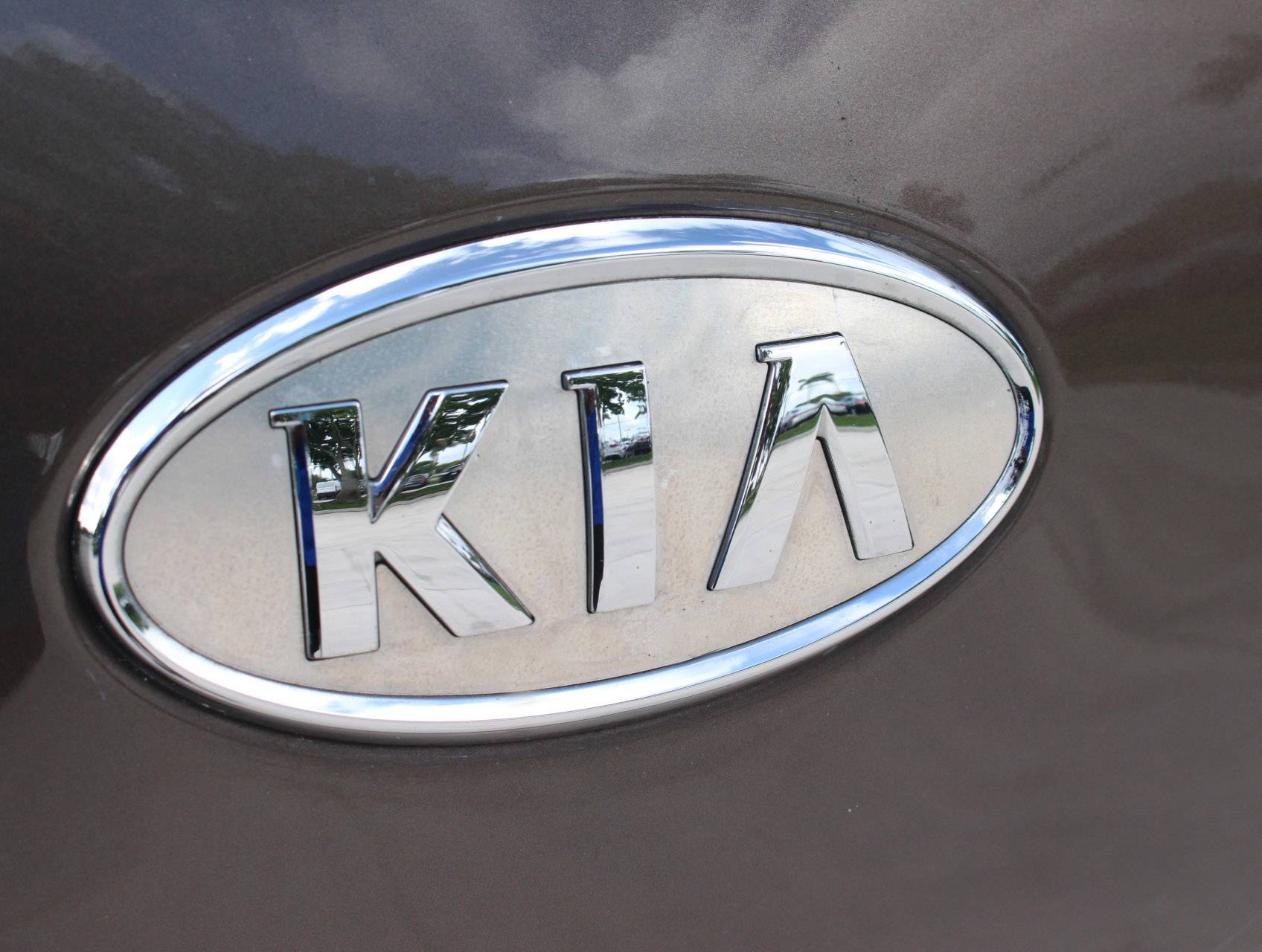 Florida Fine Cars - Used KIA SPORTAGE 2011 HOLLYWOOD Lx