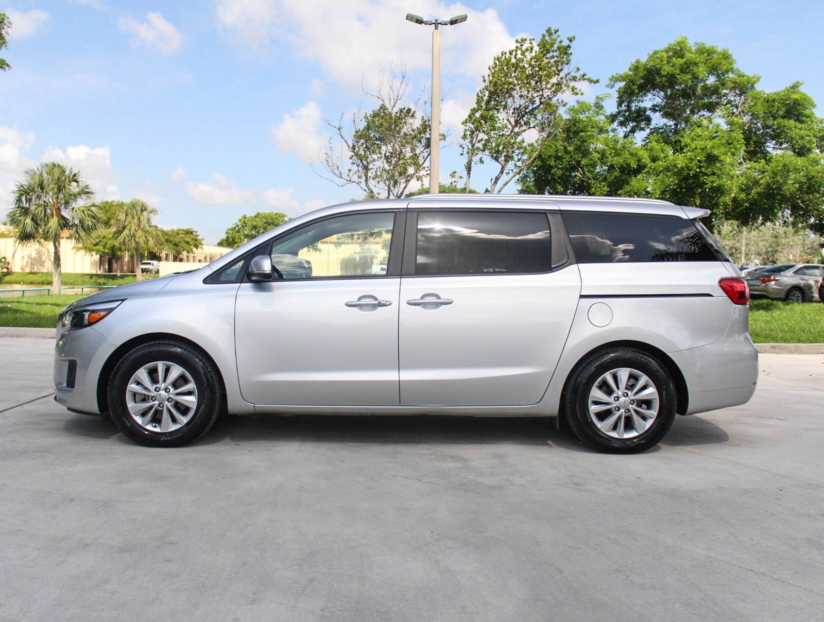 Florida Fine Cars - Used KIA SEDONA 2017 MIAMI Lx