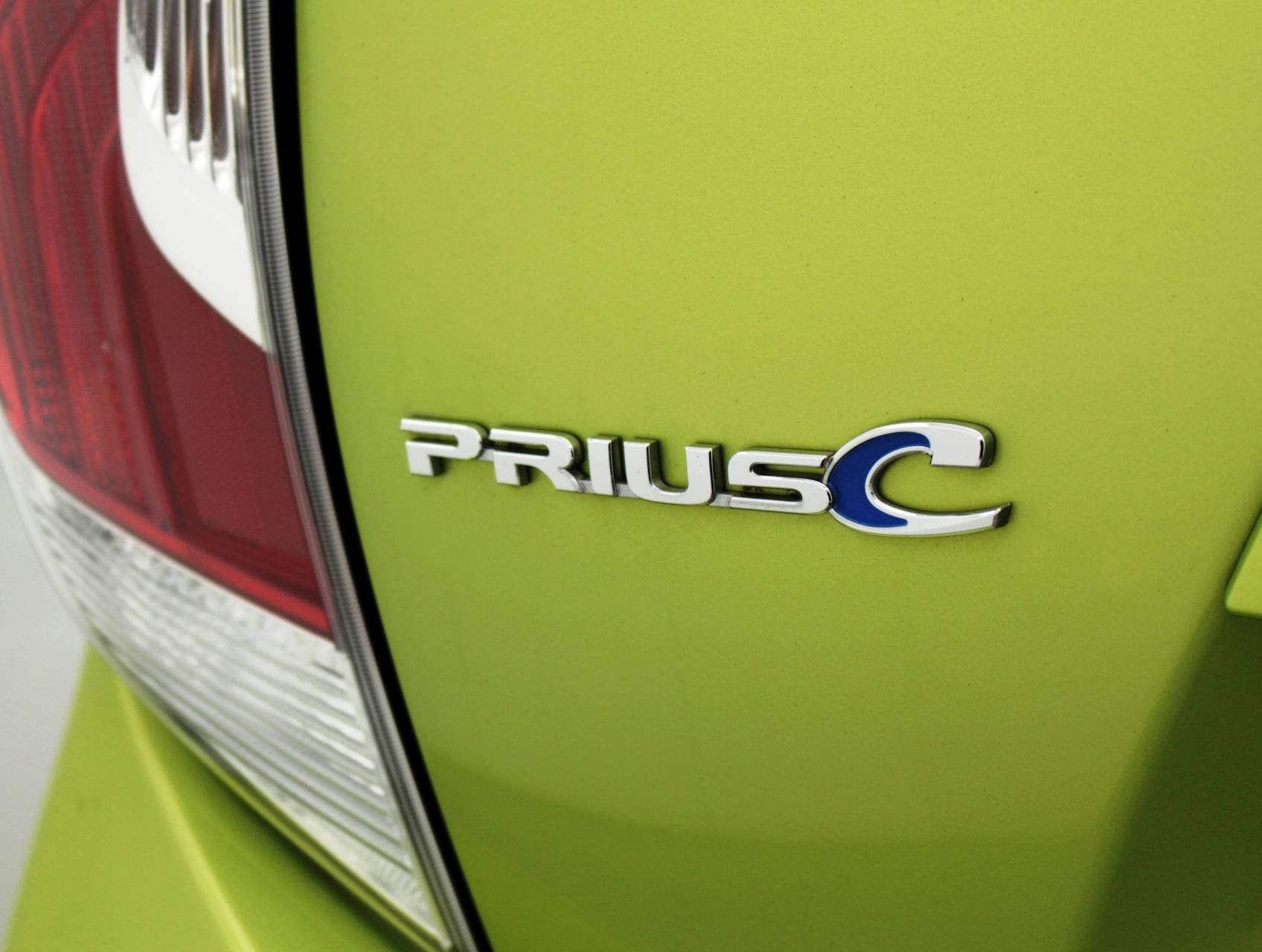 Florida Fine Cars - Used TOYOTA PRIUS C 2015 MIAMI 3