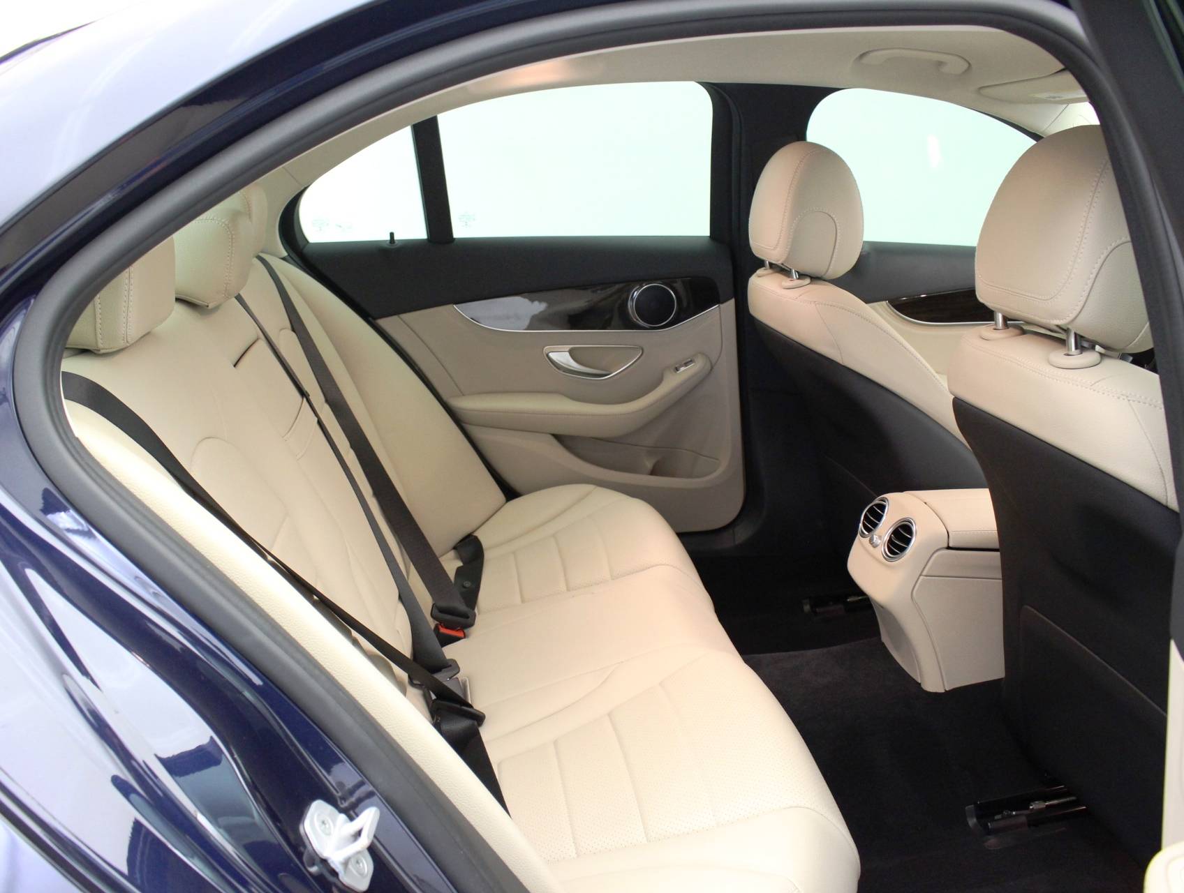Florida Fine Cars - Used MERCEDES-BENZ C CLASS 2015 HOLLYWOOD C300