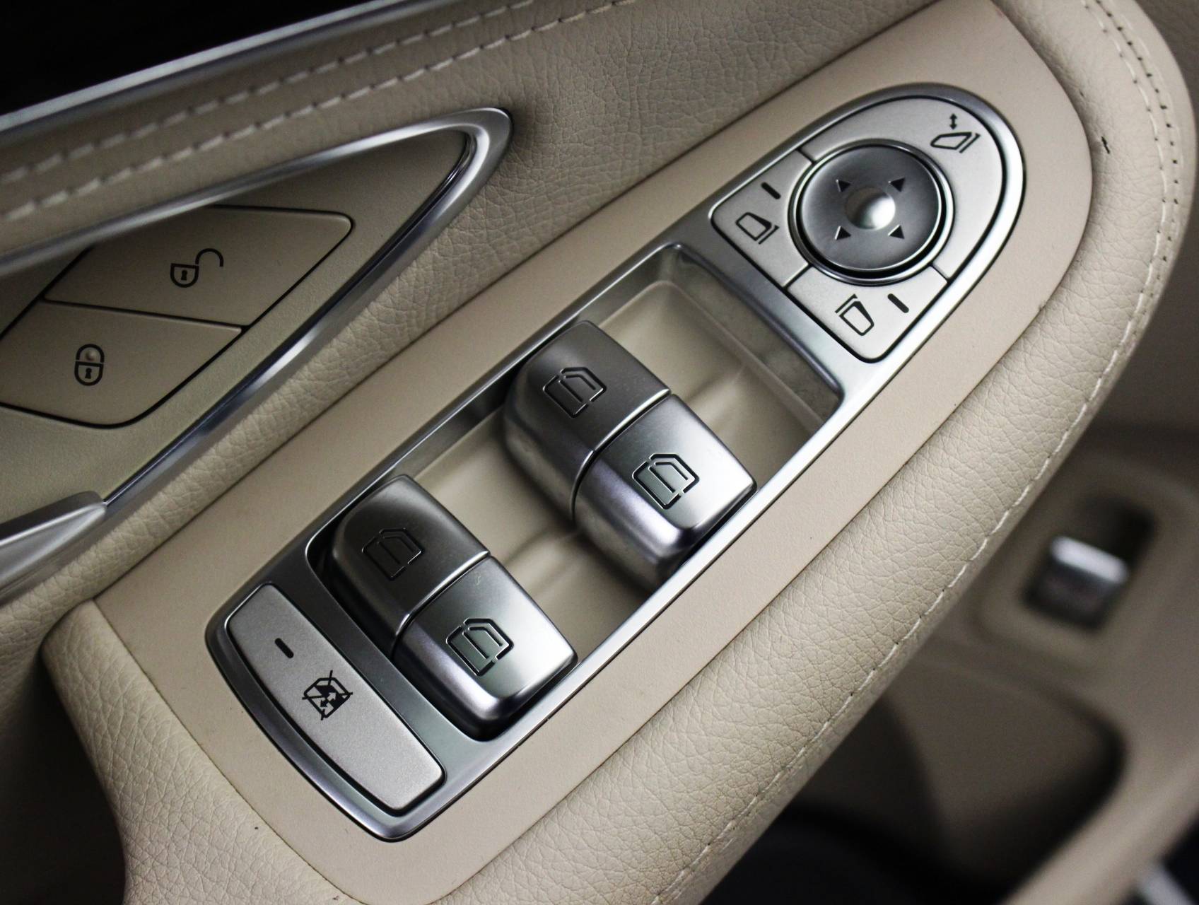 Florida Fine Cars - Used MERCEDES-BENZ C CLASS 2015 HOLLYWOOD C300