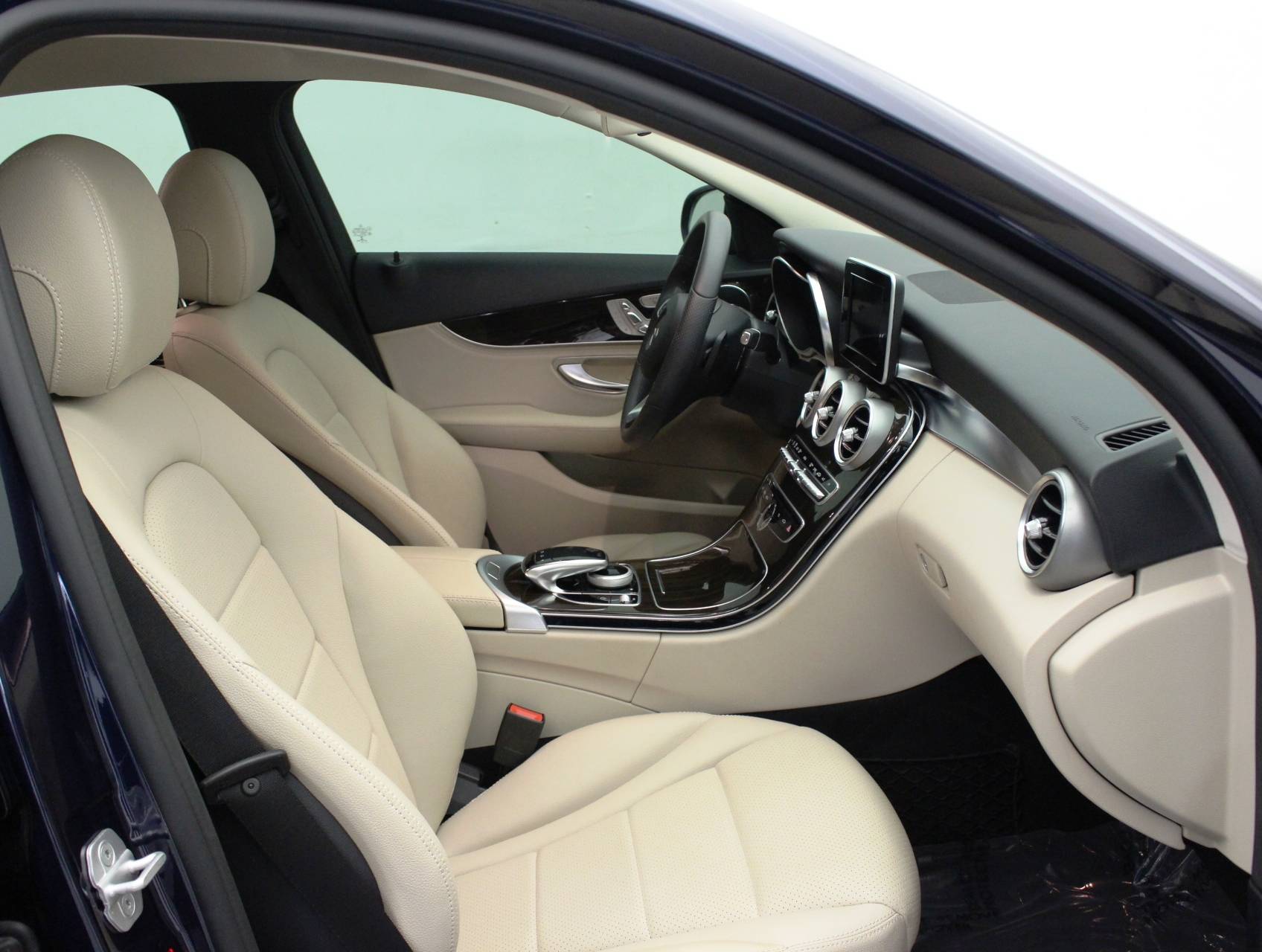 Florida Fine Cars - Used MERCEDES-BENZ C CLASS 2015 HOLLYWOOD C300