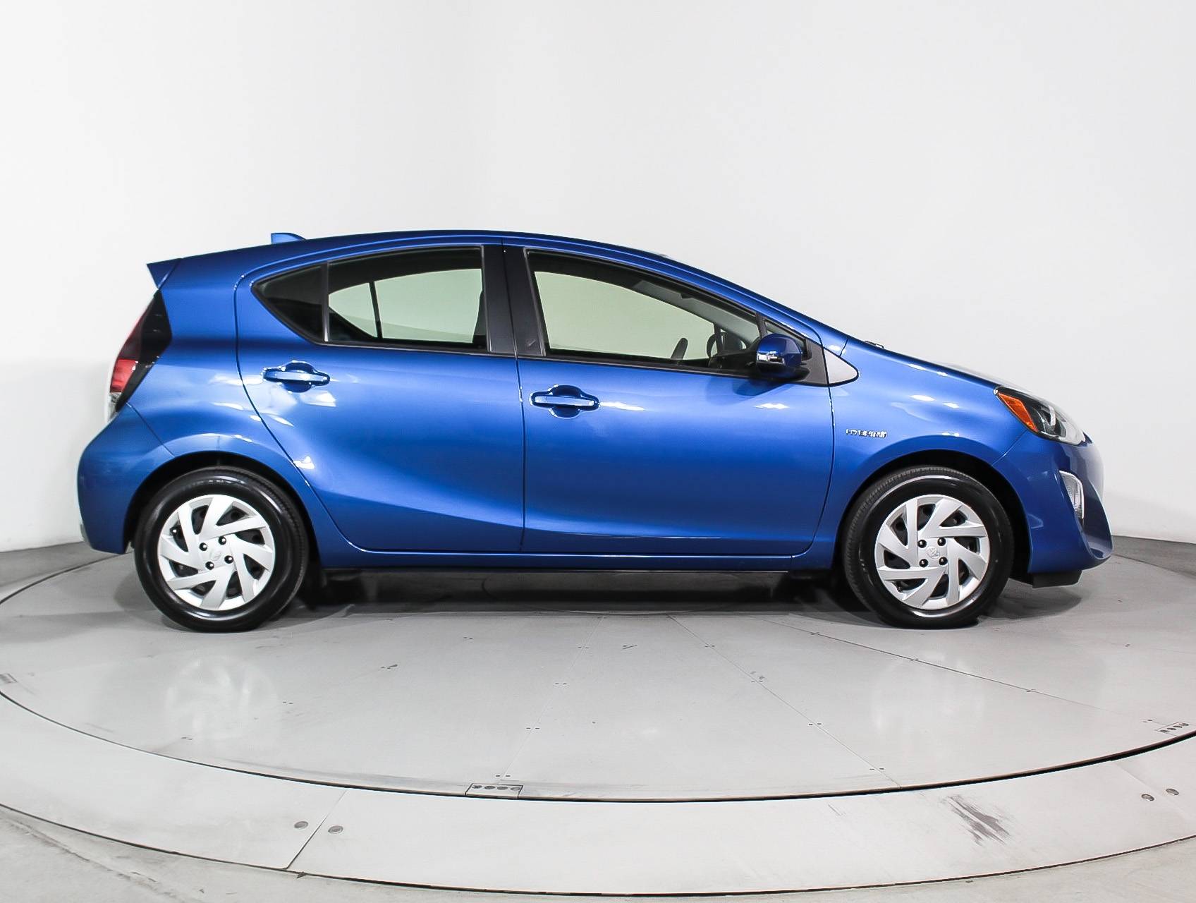 Florida Fine Cars - Used TOYOTA PRIUS C 2015 HOLLYWOOD Two