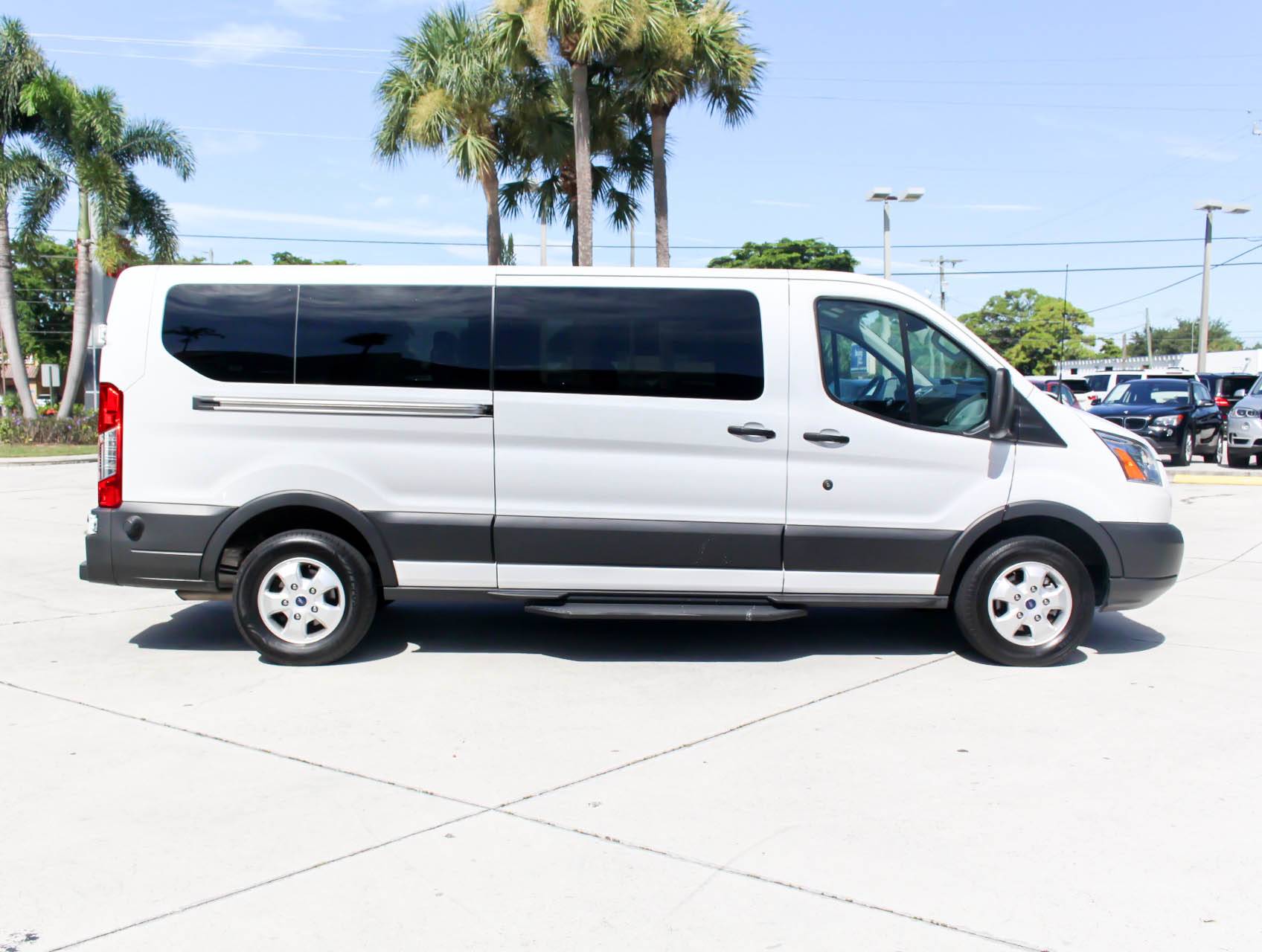 Florida Fine Cars - Used FORD TRANSIT WAGON 2017 WEST PALM Xlt