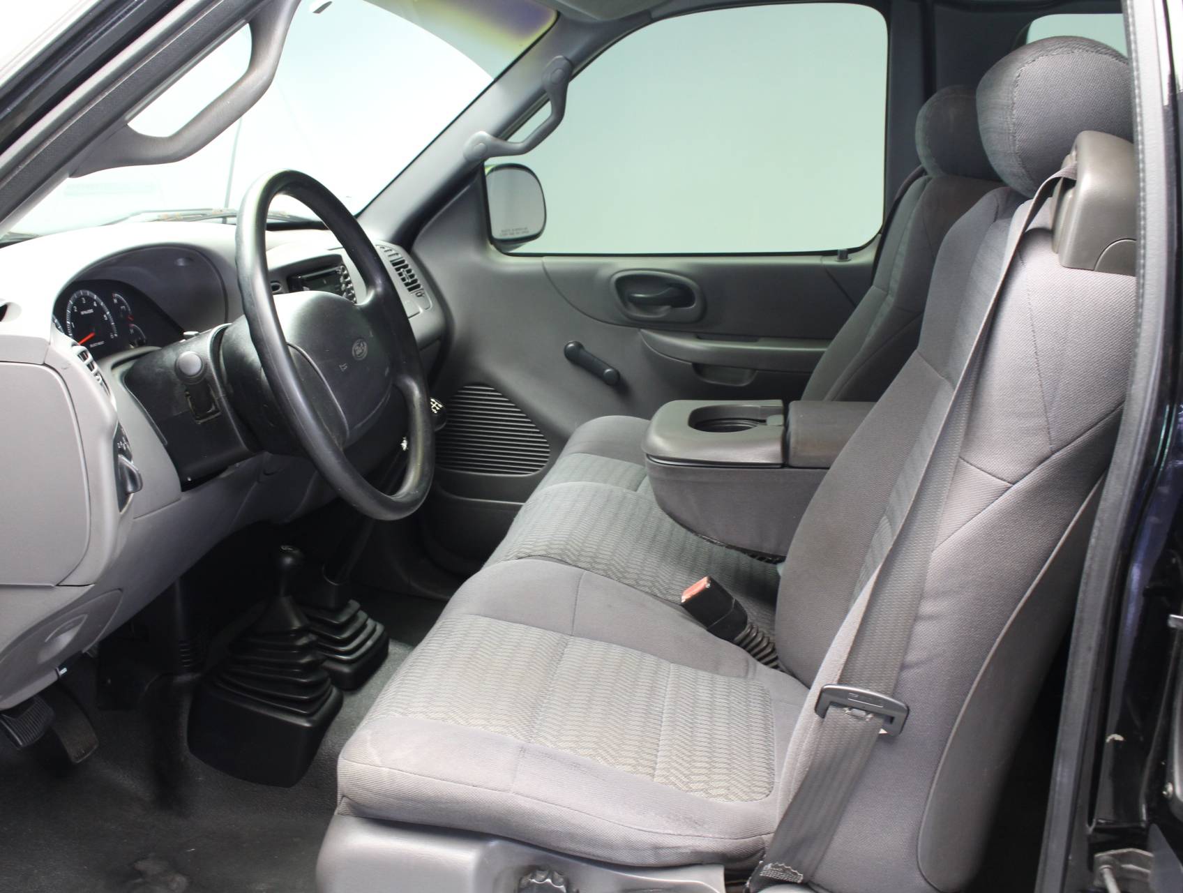 Florida Fine Cars - Used FORD F 150 2002 HOLLYWOOD Xl 4x4
