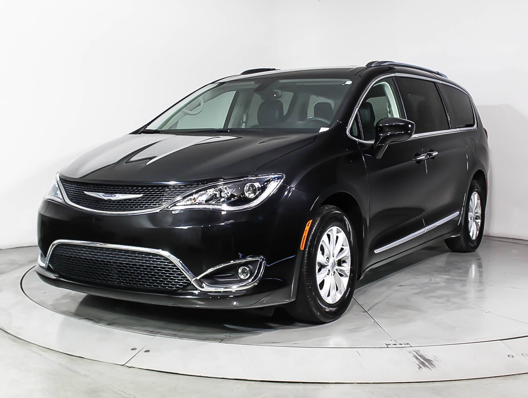 Florida Fine Cars - Used CHRYSLER PACIFICA 2018 HOLLYWOOD TOURING L