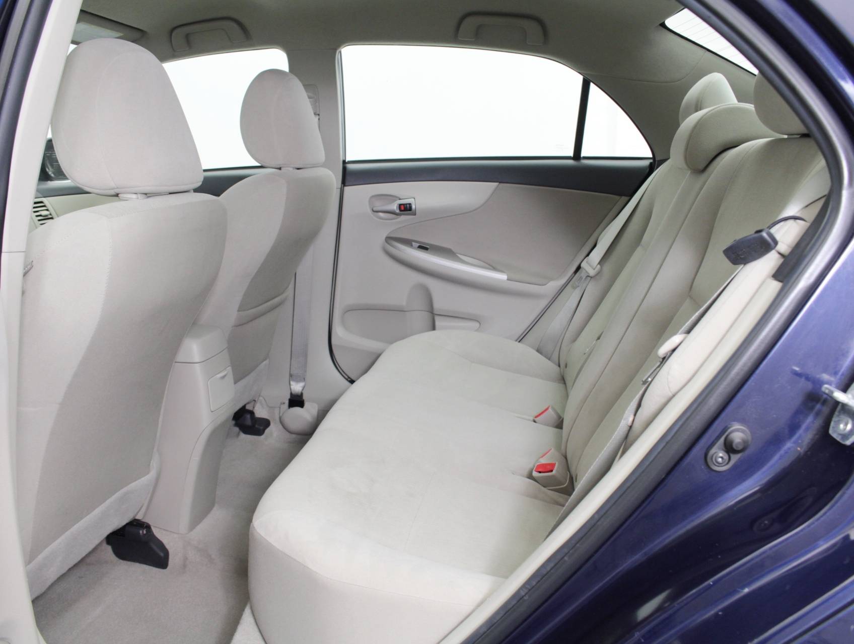 Florida Fine Cars - Used TOYOTA COROLLA 2013 HOLLYWOOD Le