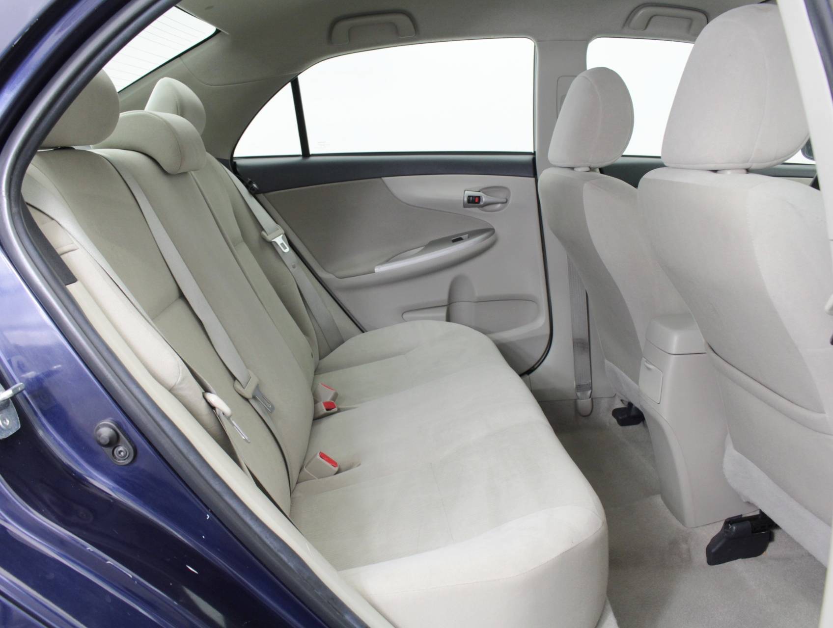Florida Fine Cars - Used TOYOTA COROLLA 2013 HOLLYWOOD Le