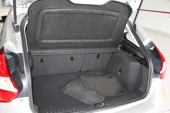 used vehicle - Hatchback FORD FOCUS 2014