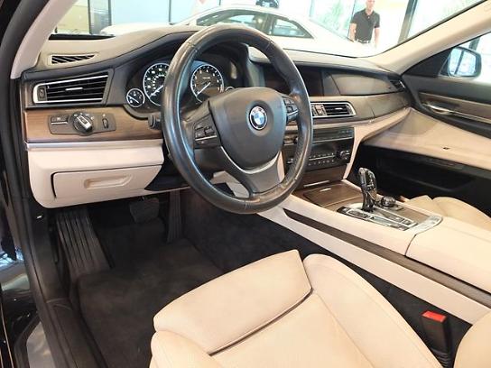 used vehicle - Sedan BMW 7 SERIES 2012