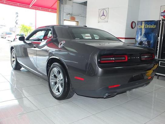 used vehicle - Coupe DODGE CHALLENGER 2016