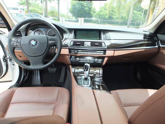 used vehicle - Sedan BMW 5 SERIES 2014