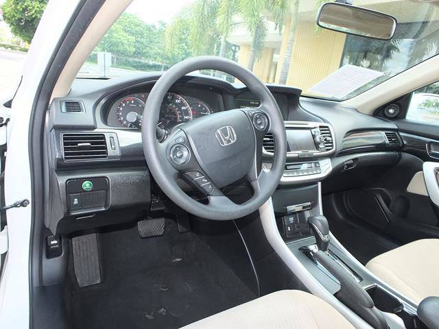 used vehicle - Coupe HONDA ACCORD 2014