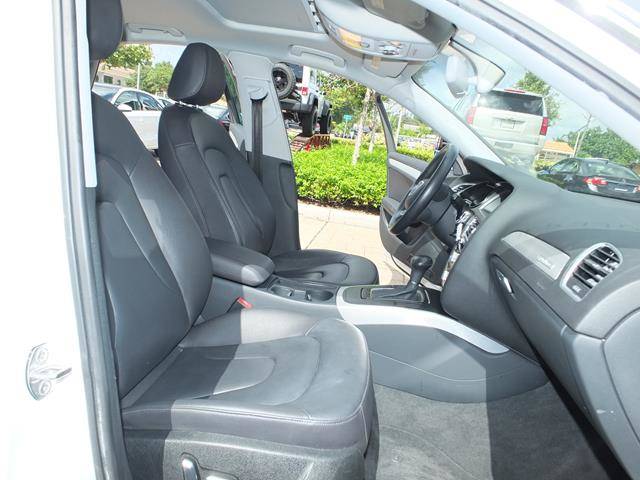 used vehicle - Sedan AUDI A4 2014