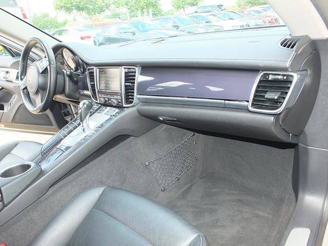 used vehicle - Hatchback porsche Panamera 2011