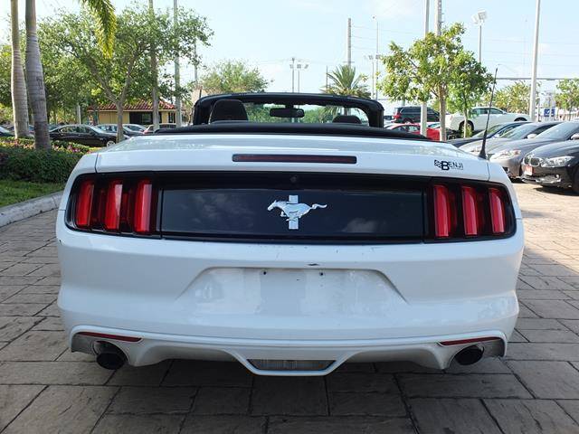 used vehicle - Convertible FORD MUSTANG 2016