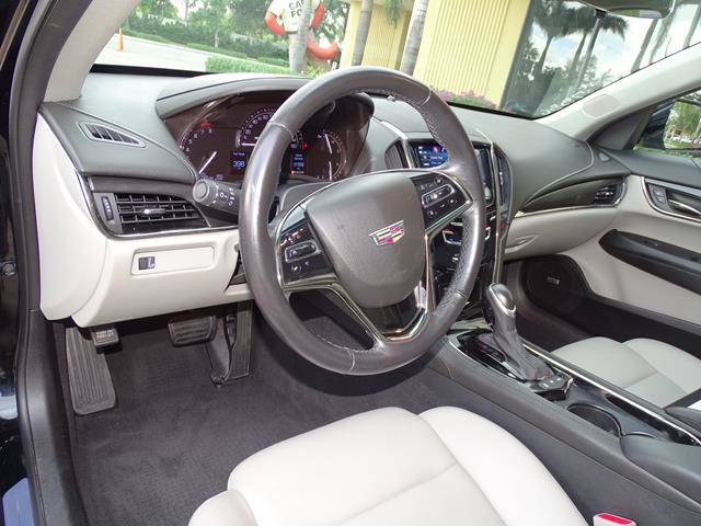 used vehicle - Sedan CADILLAC ATS 2017