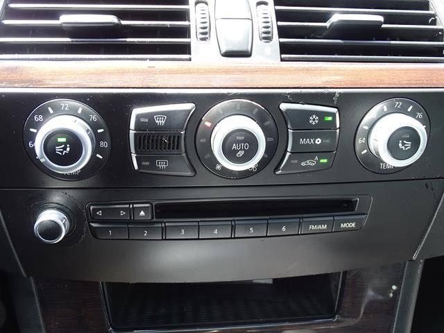 used vehicle - Sedan BMW 5 SERIES 2010