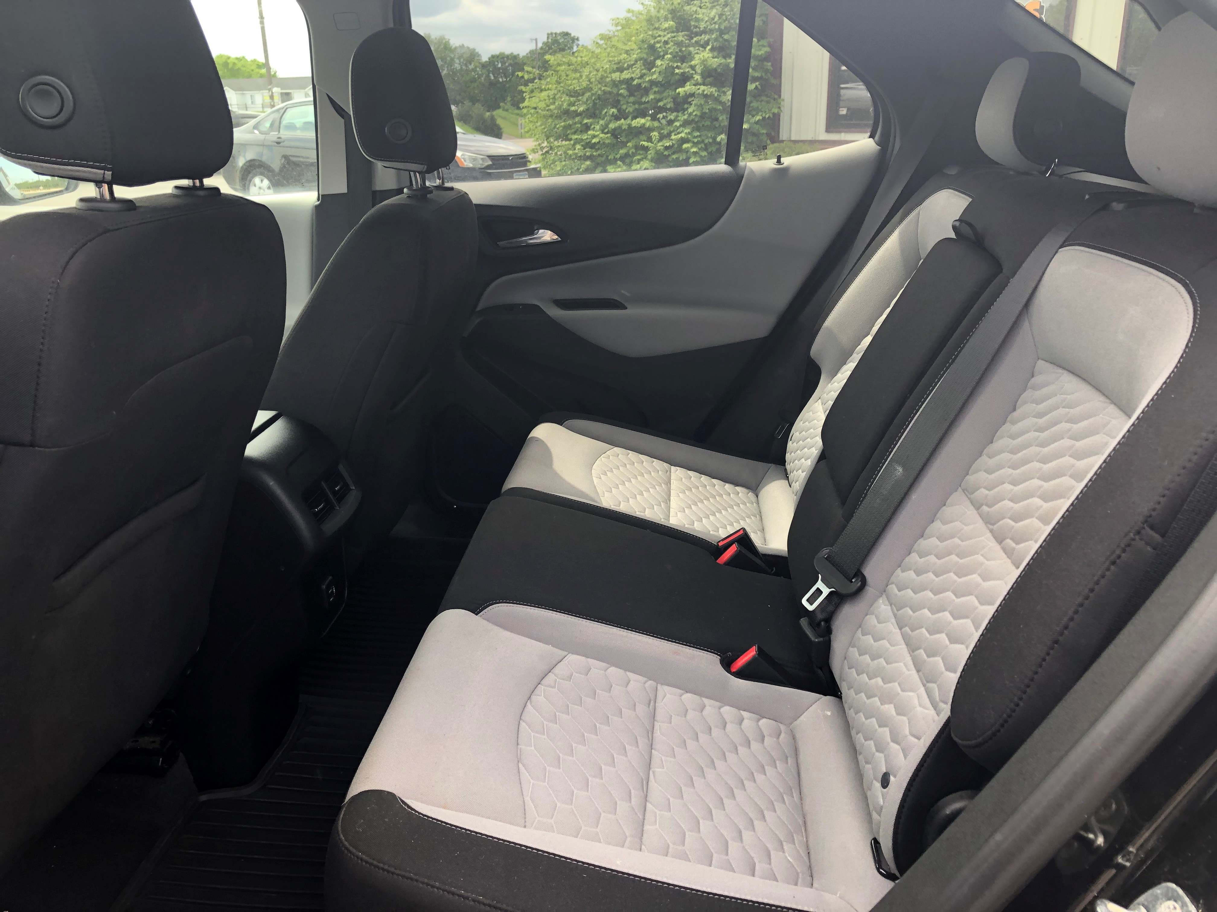 used vehicle - SUV CHEVROLET EQUINOX 2019