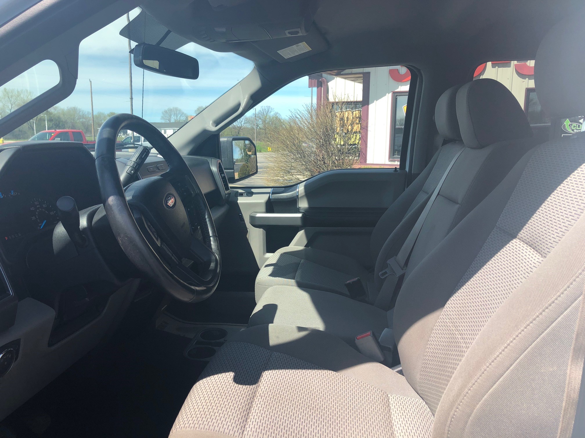 used vehicle - Truck FORD F-150 2017