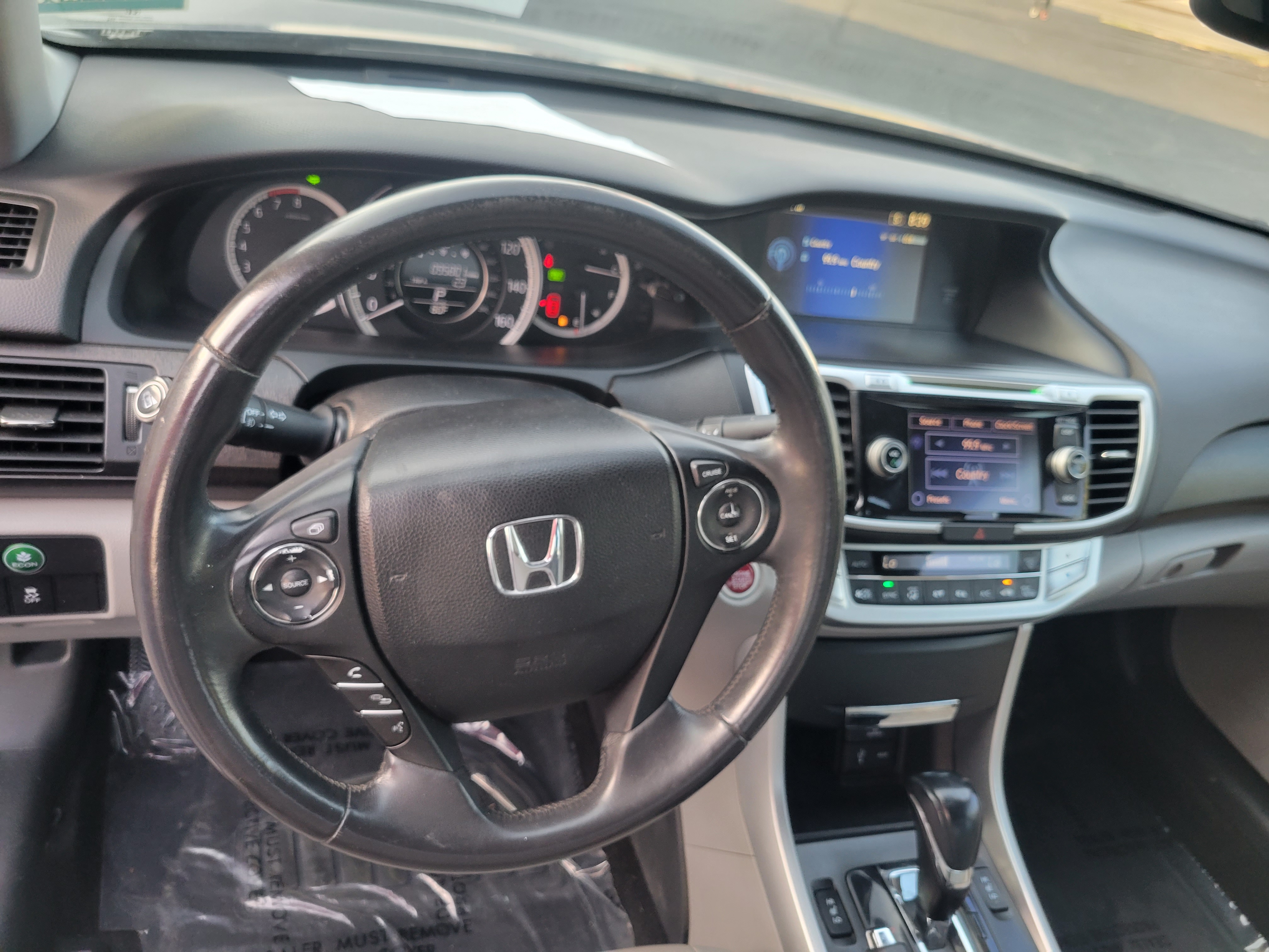 used vehicle - Sedan HONDA ACCORD 2014